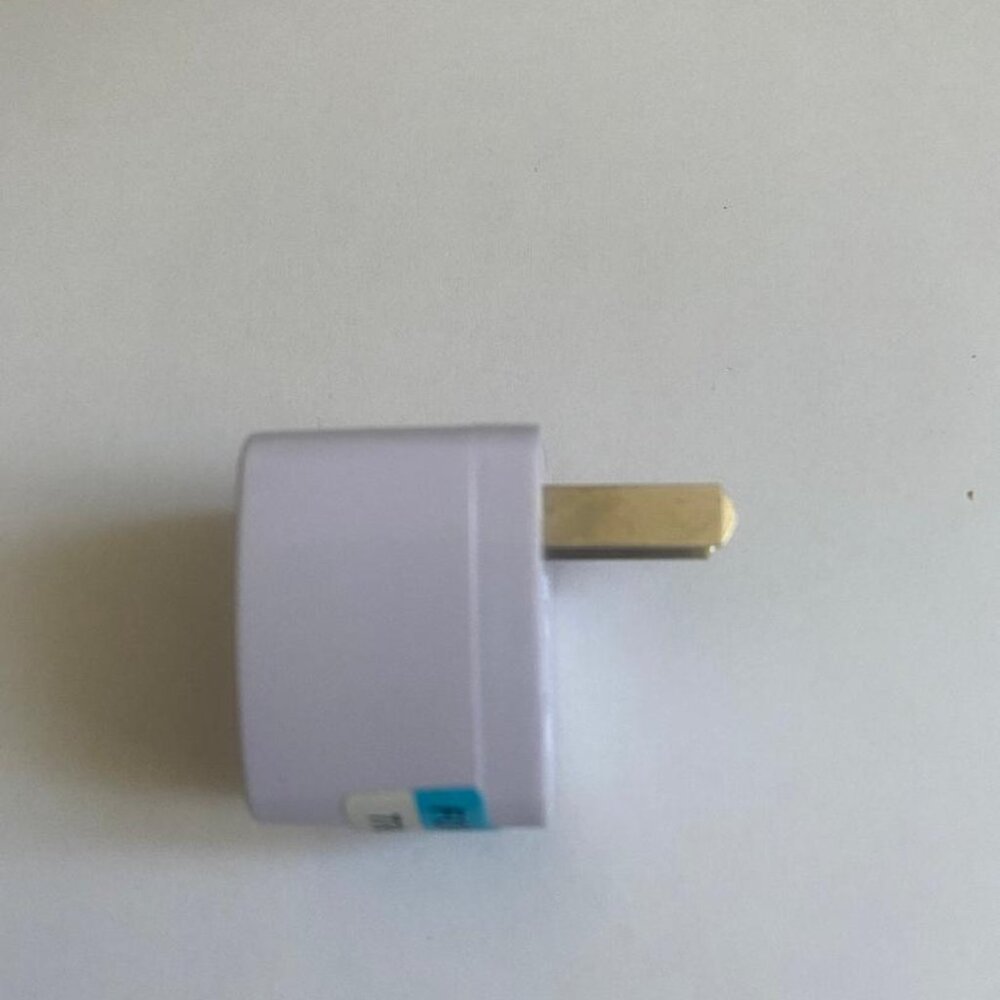 European adapter - Picture 2 of 2